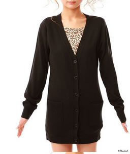 ロングニットカーデの写真