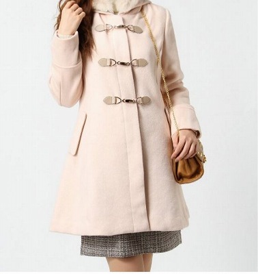 フードミルキーリボンコートの写真